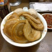 「雷豚そば+豚増し+味玉W+ひき肉」@雷 北松戸本店の写真