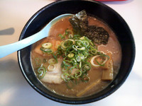 「限定 超濃厚豚骨(700円)」@熱血らーめん 遊びじゃネェんだよ!の写真