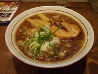 「豚骨醤油（650円）」@麺屋たつみ 喜心 狭山店の写真