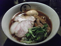 「極　醤油ラーメン」@らーめん愉悦処 鏡花の写真