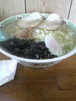 「塩ラーメン　５２５円」@手打ちラーメン 丸富の写真