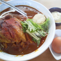 「【神無月の一杯】丸ごとｽﾈｶﾚｰ￥1000＋③￥200」@MENYA 食い味の道有楽の写真