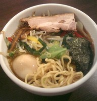 「彩り野菜らぁめん＋味玉」@らぁめん・つけそば 頂の写真