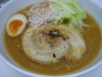 「エビ味噌らぁめん850円」@麺や金時の写真