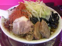 「ラーメン700円」@麺でる 田園調布本店の写真