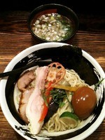 「【限定秋めん】塩煮干しつけそば」@麺場 浜虎 横浜店の写真