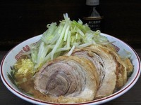 「小ぶた ￥750 ニンニク」@ラーメン二郎 横浜関内店の写真