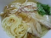 「味玉塩らーめん(８５０円)」@麺屋 翔 西新宿本店の写真