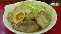 「ラーメン並ニンニクアブラ700円」@モッコリ豚の写真