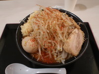 「味噌ラーメン＋味玉＋野菜W＋にんにく＋あぶら」@ジャンクガレッジ 甲府昭和店の写真