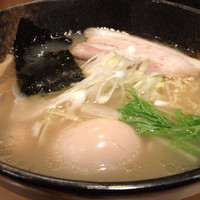 「鶏白湯ラーメン」@支那そば 一本気 水戸店の写真