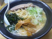 「味噌ラーメン」@北海道らーめん はち 伊勢原店の写真