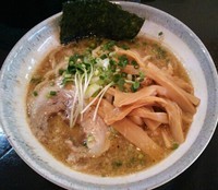 「豚骨醤油ラーメン＋めんま」@野武義の写真