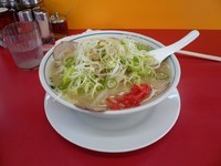 「とんこつラーメン」@ラーメン天外 岐阜西店の写真