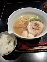 「銀笹塩ラーメン、半鯛飯」@麺処 銀笹の写真