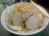 「小ラーメン 麺カタメ・ヤサイニンニクカラメ(700円)」@ラーメン二郎 新宿小滝橋通り店の写真