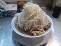 「ラーメン野菜マシニンニク」@らーめん大 本郷店の写真