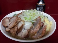 「小ブタラーメン ￥800 ニンニク」@ラーメン二郎 相模大野店の写真