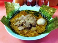 「ヨコスカカレーラーメン（コテ味）＋味玉」@ラーメンショップ 追浜店の写真