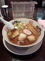 「中華そば」@元祖會津中華そば べこ めでたいや 東京分店の写真