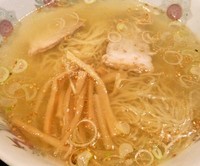 「塩ラーメン＋半カレー(500円＋250円)」@新華園の写真