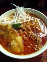 「タンタン麺（白）＋チャーシュー」@自然洞 麺舗の写真