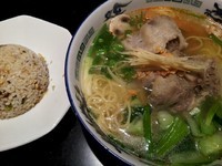 「オックステールラーメンコンボ」@ラーメンなかむらの写真