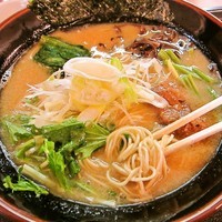 「鶏麺濃厚「極」塩+替玉　690円+100円=790円」@鶏極の写真