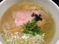 「塩そば」@鶏そば専門店 前略。まるきゅうの写真