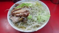 「豚入りラーメン（ニンニク）」@ラーメン二郎 三田本店の写真