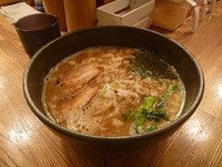 「豚ブラック」@仙川らーめん ばかたれの写真