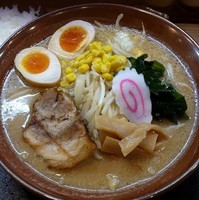 「満開みそらーめん　７３０えん＋万歳餃子セット　２８０えん」@満開屋 川口本店の写真