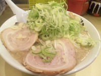 「しょう油ラーメン ￥680」@超ごってり麺 ごっつ 秋葉原店の写真