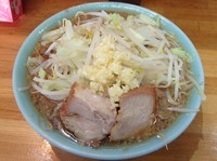 「ラーメン（700円）ニンニク」@ラーメン髭の写真