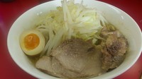「ラーメン並700円」@モッコリ豚の写真