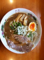 「にぼ豚」@とんこつらーめん ひかりの写真