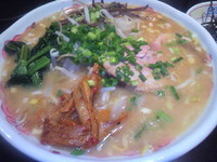 「味噌豚骨らーめん＋替え玉（博多麺：バリカタ）」@ハングリードラゴンの写真