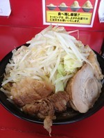 「みそラーメン（中）豚入り　ヤサイ・アブラちょい増し」@ドン-キタモトの写真