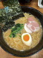 「とんこつ醤油 ￥500」@らーめん 満月の写真