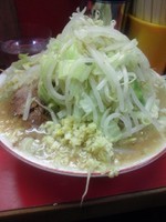 「大ラーメン野菜ニンニク」@ラーメン二郎 三田本店の写真