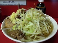 「小豚 ￥800 ニンニク」@ラーメン二郎 千住大橋駅前店の写真