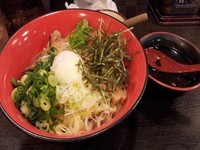 「全部のせ油そば(980円)」@油そば総本店 だるまのめ 新宿中央東口店の写真