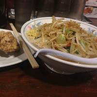 「タンカラ」@トナリ 丸の内店の写真