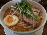 「味噌ラーメン（750円）+大盛り（0円）」@麺家 彩華 池上店の写真