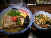 「合鴨と黒トリュフの南瓜らーめん+炙りコロチャーシュー飯」@AFURI 中目黒店の写真