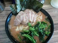 「チャーシュー麺＋ほうれん草」@武道家 龍の写真