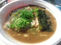 「豚にぼラーメン」@東京ラーメンショー 2012の写真