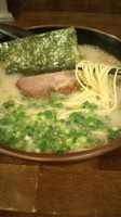 「ラーメンチャーハンセット750円」@博多ラーメン長浜や 上野店の写真