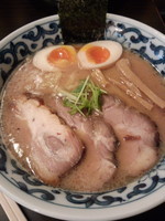 「特製ラーメン」@九段 斑鳩の写真