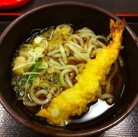 「かけ（￥260）＋海老天（クーポン）」@ゆで太郎 芝浦一丁目店の写真